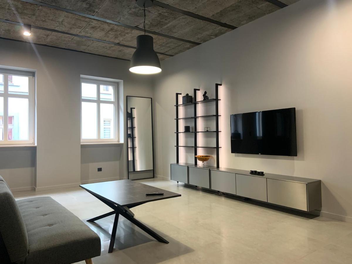 5 Star Apartments - Luxury & Comfort Jelenia Gora Bagian luar foto