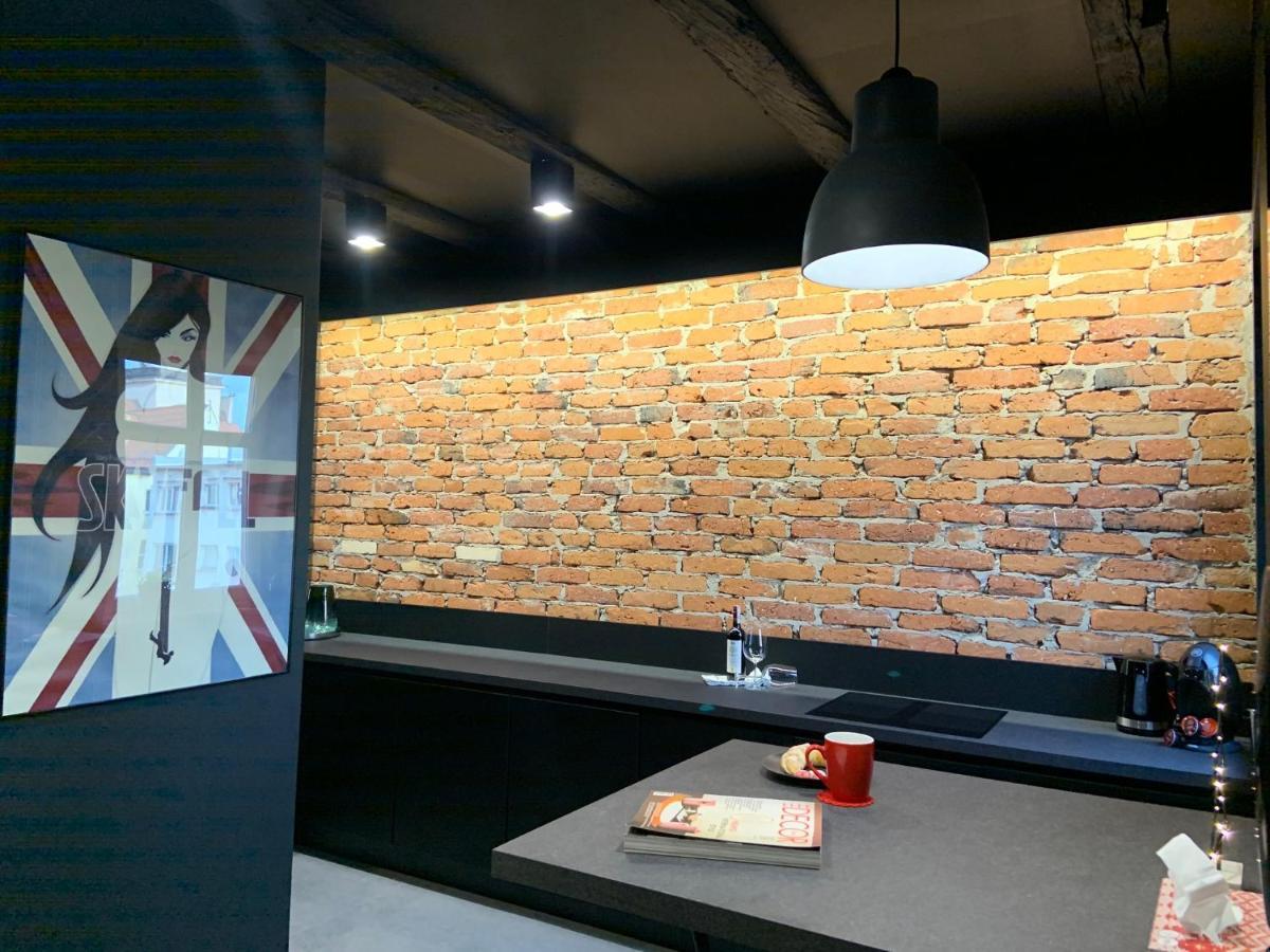 5 Star Apartments - Luxury & Comfort Jelenia Gora Bagian luar foto