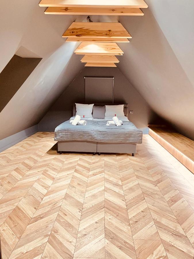 5 Star Apartments - Luxury & Comfort Jelenia Gora Bagian luar foto