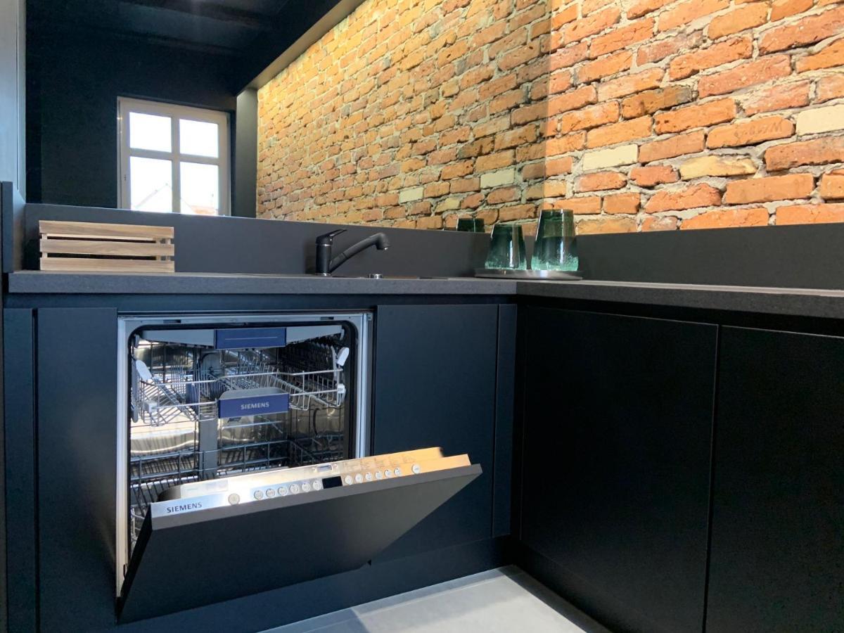 5 Star Apartments - Luxury & Comfort Jelenia Gora Bagian luar foto