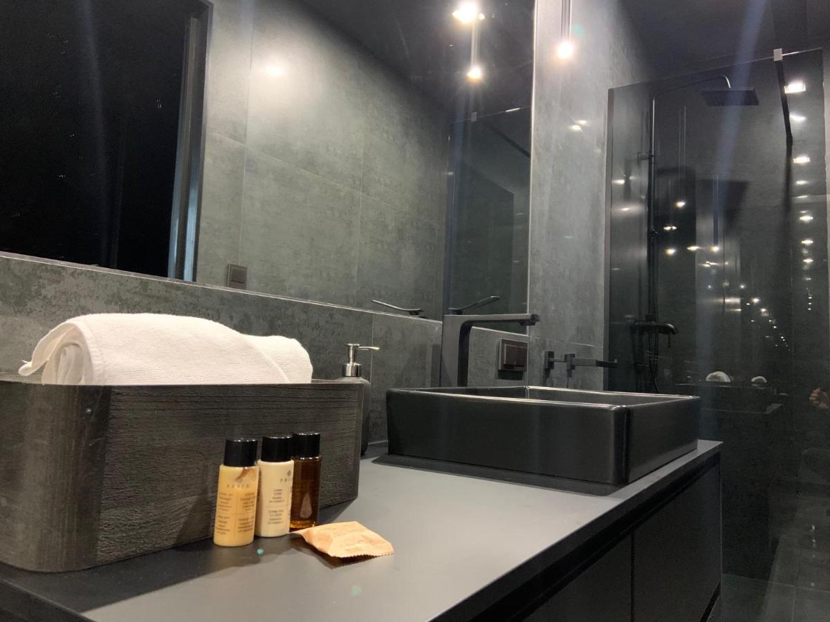 5 Star Apartments - Luxury & Comfort Jelenia Gora Bagian luar foto