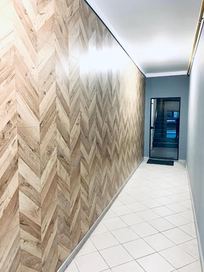 5 Star Apartments - Luxury & Comfort Jelenia Gora Bagian luar foto